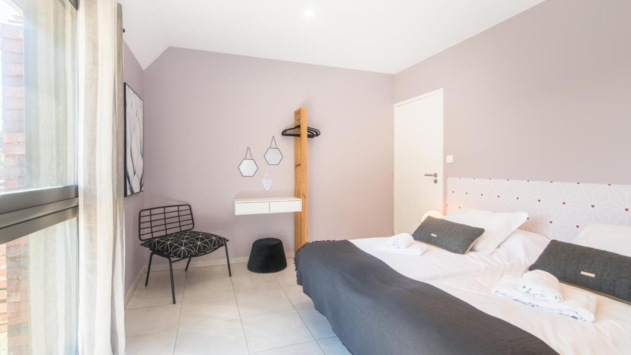Villa Spacieuse Avec Jacuzzi Privatif Sarlat-la-Caneda Bagian luar foto