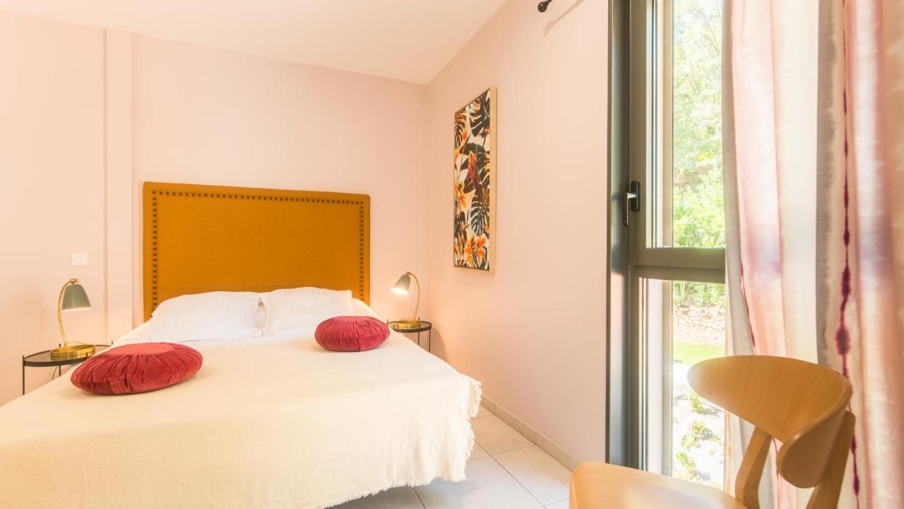 Villa Spacieuse Avec Jacuzzi Privatif Sarlat-la-Caneda Bagian luar foto